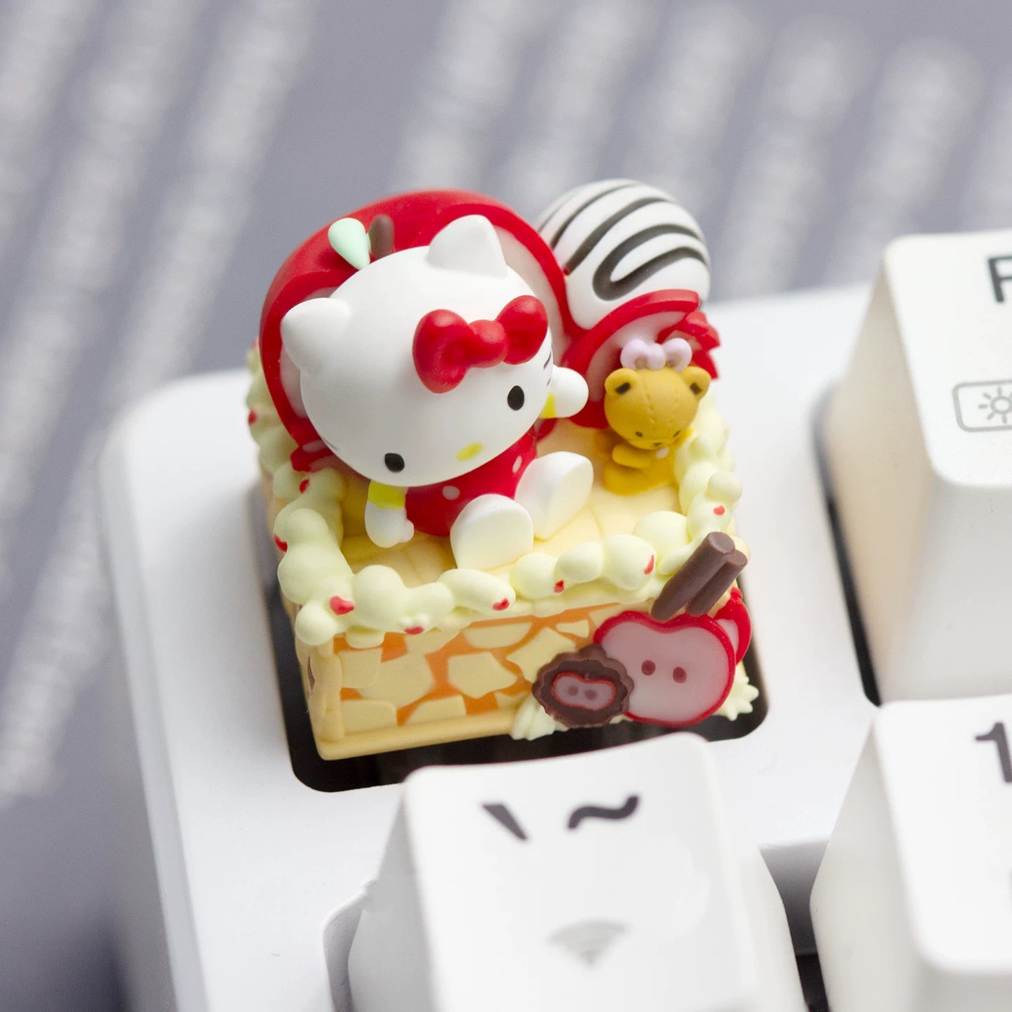 Hello Kitty Apple Pie Artisan Key Cap