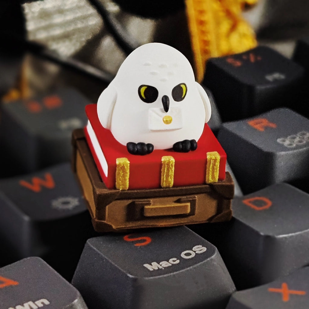Hedwigg with Letter Artisan Key Cap