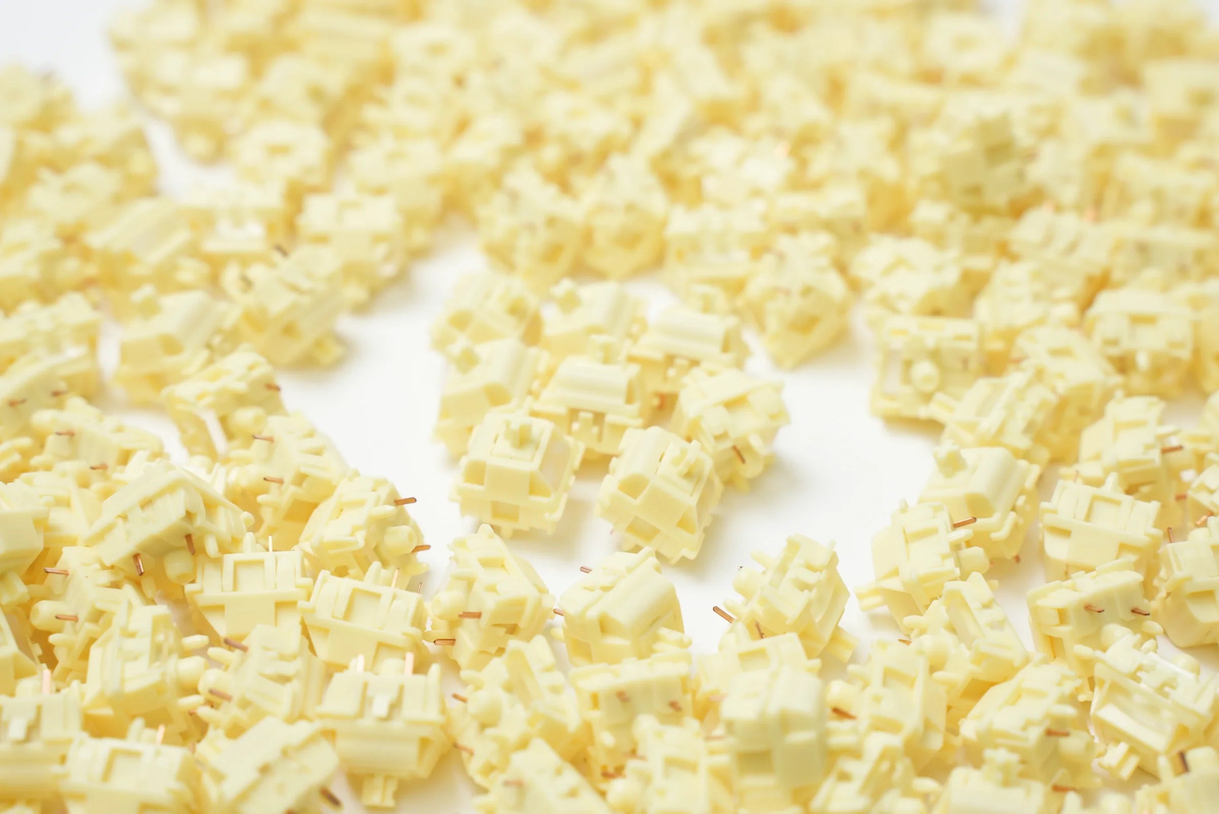 Gateron Banana Smoothie Switch - Heavy Tactile