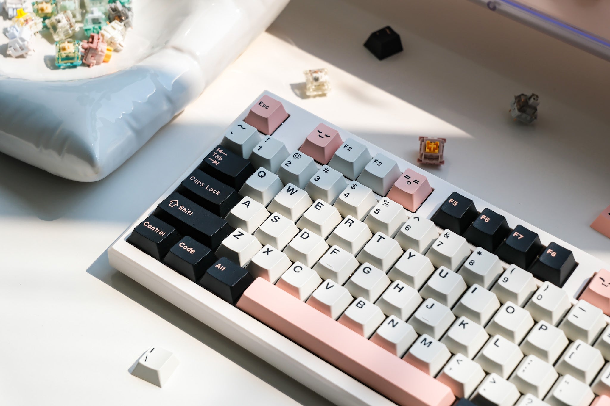 Berry Milk Tea Key Cap Set