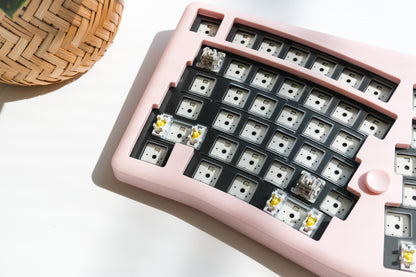 Alice75 Pink | Mechanical Keyboard Barebone