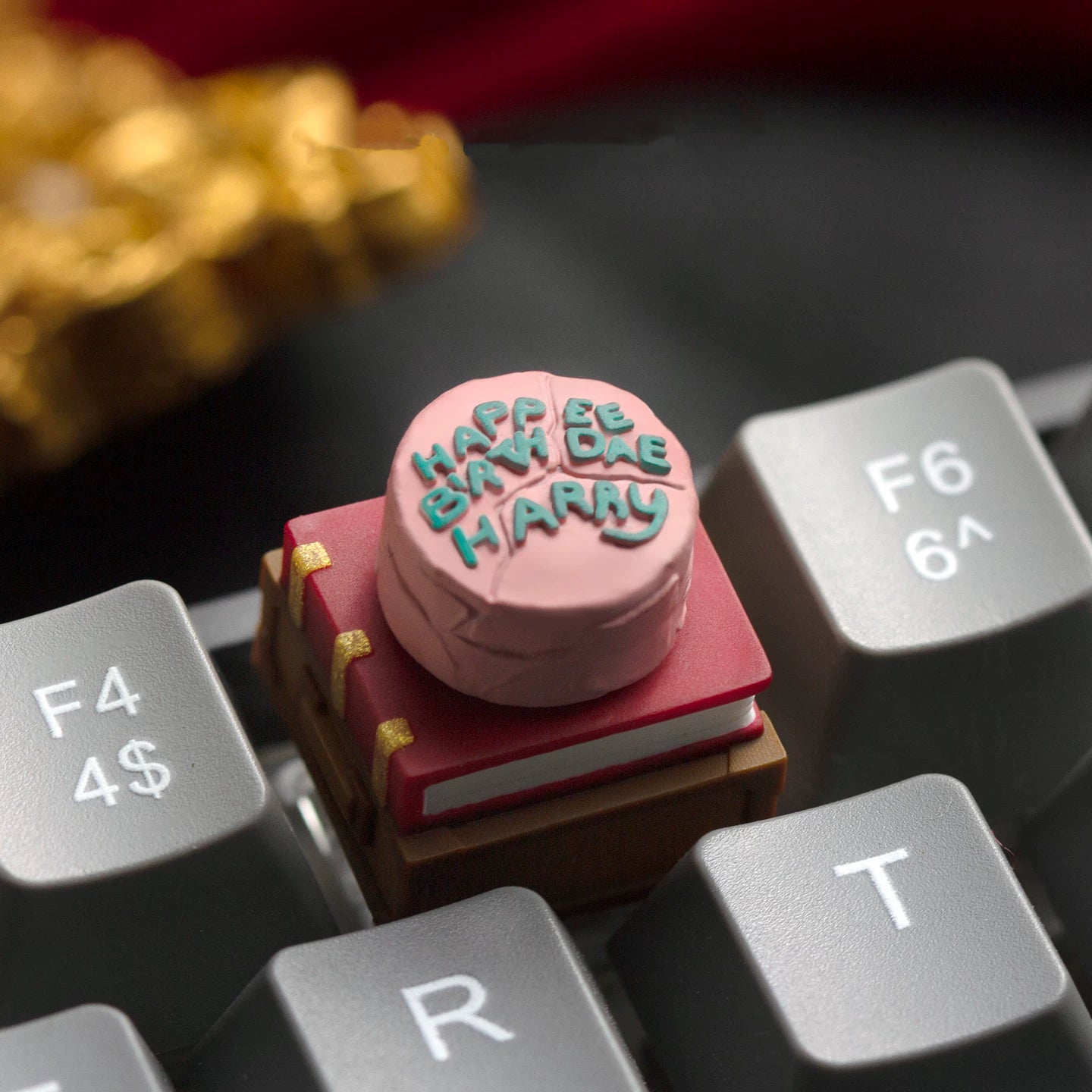 Harryy's Birthday Cake Artisan Key Cap - Spinning Edition