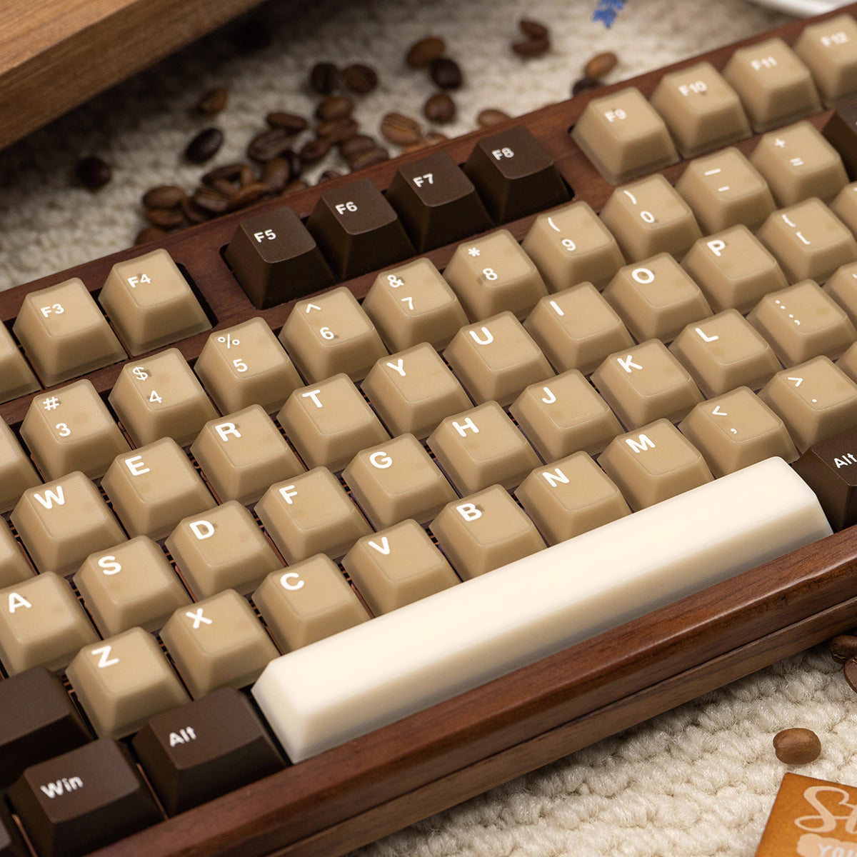 Coconut Latté Key Cap Set | Pre-order Coming Soon