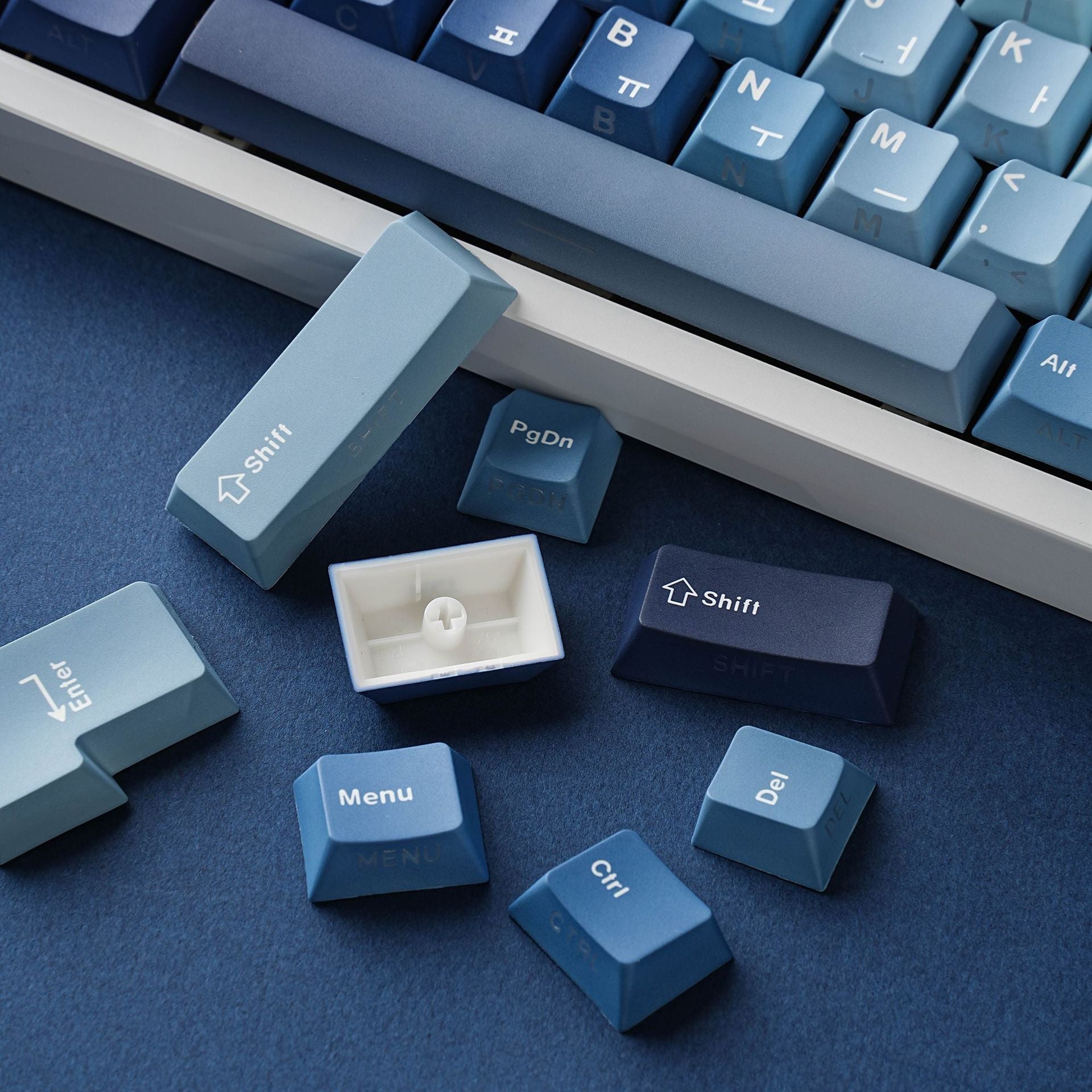 Ocean Heart Key Cap Set