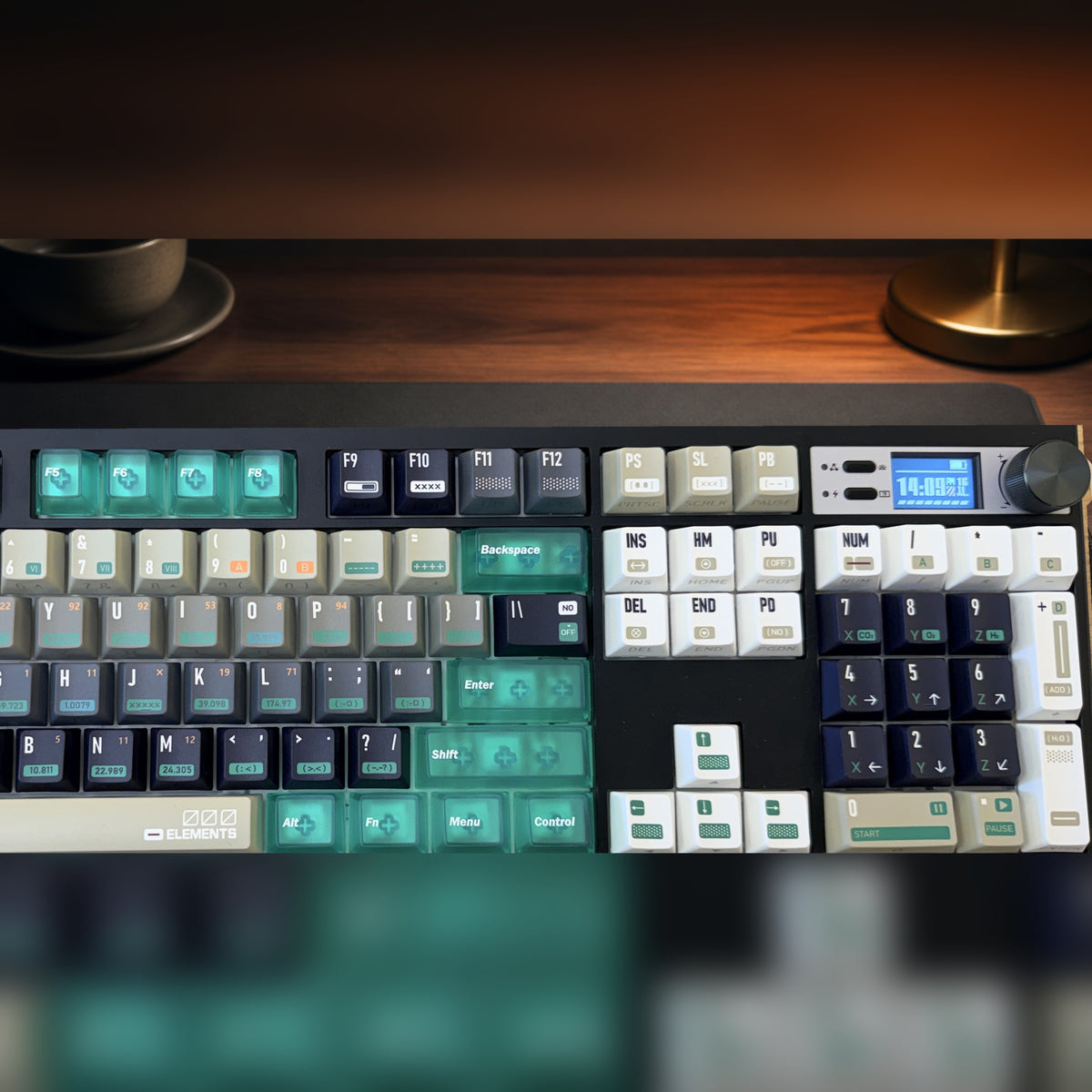 SOUL104 Black | Chemistry Lab Mechanical Keyboard